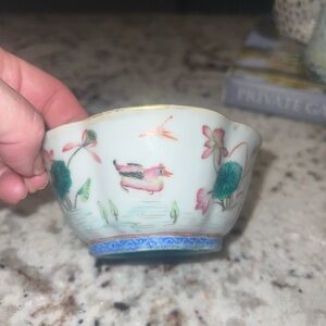 Antique Chinese Tongzhi Porcelain Bowl
